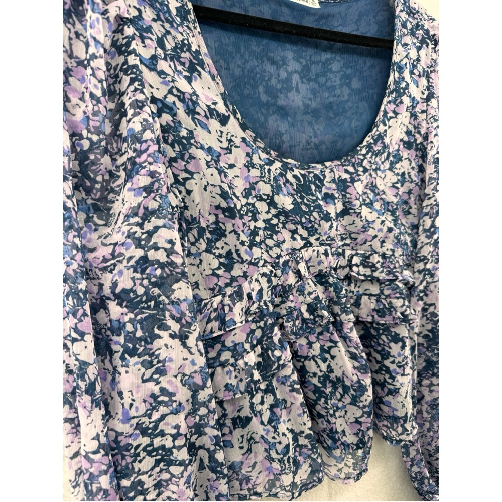 Abercrombie & Fitch Floral Sheer Ruffle Sleeve Blouse - Picture 11 of 11